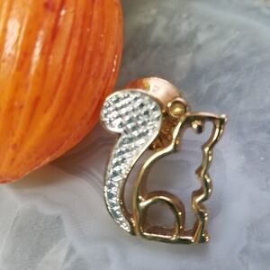 Vintage Avon Squirrel Pin